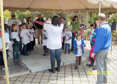 Harmony Road Zoo Performance