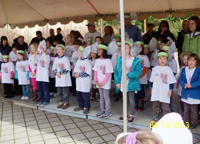 Harmony Road Zoo Performance